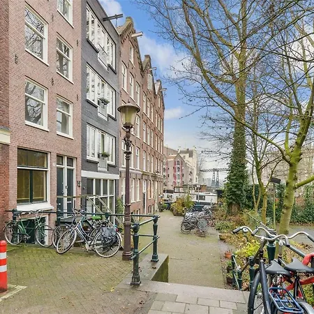 New City Center Apartment Amsterdam